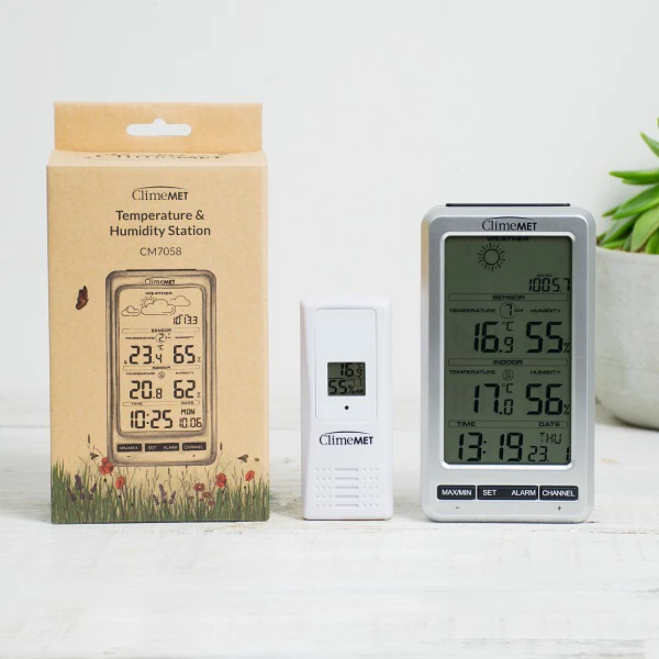 Temperature & Humidity Station CM7058 Main image